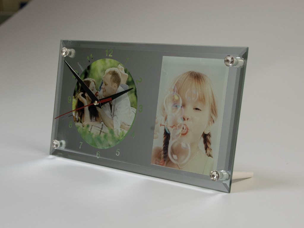 Стеклянная фоторамка с часами (2 изображения)